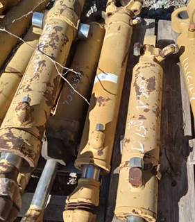 Caterpillar Cylinder CT-9T3312 for a CAT