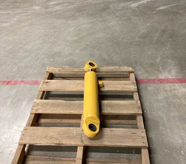 Caterpillar Cylinder 6058790 for a CAT