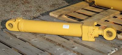 Caterpillar Cylinder 9J5869 for a CAT