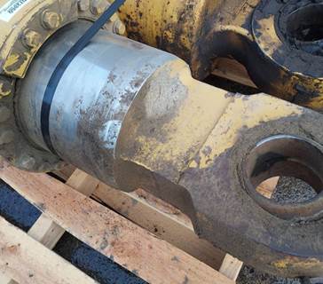 Caterpillar Cylinder 1072860 for a CAT 784B,784C