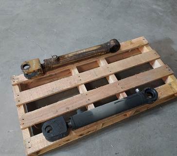 Caterpillar Cylinder 2379271 for a CAT