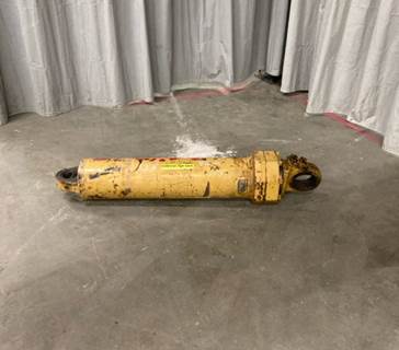 Caterpillar Cylinder 2960738 for a CAT