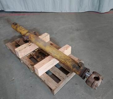 Caterpillar Cylinder 1294258 for a CAT