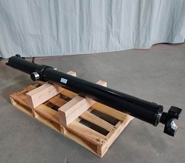 Caterpillar Cylinder 5603756 for a CAT