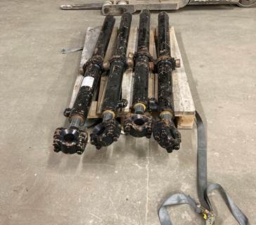 Caterpillar Cylinder 6161792 for a CAT