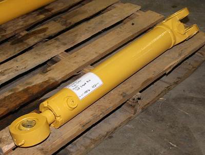 Caterpillar Cylinder 3316041 for a CAT