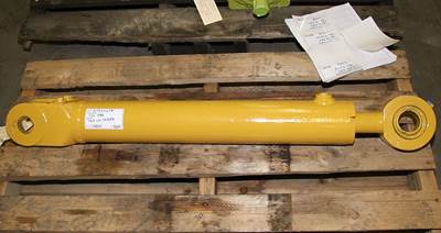Caterpillar Cylinder 3316042 for a CAT
