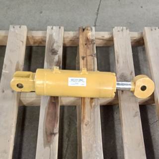 Caterpillar Cylinder 20R9742 for a CAT JB