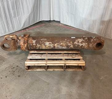 Caterpillar Cylinder 4T7585 for a CAT