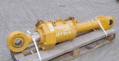 Caterpillar Cylinder 2410550 for a CAT D8R,D8T