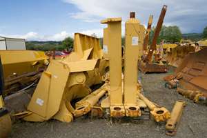 John Deere Blade 31-0018 for a CAT