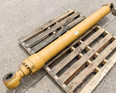 Caterpillar Cylinder 1588995 for a CAT