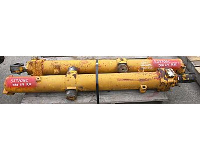 Caterpillar Hydraulic Cylinder for a CAT D8H For Sale Washougal, WA