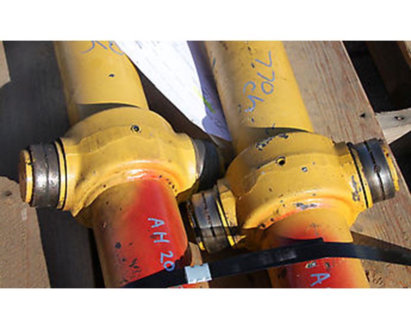 John Deere Hydraulic Cylinder for a John Deere 770CH,LIFT For Sale