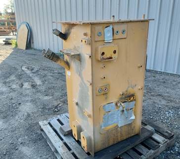 Caterpillar Hydraulic Tank / Reservoir 1539063 for a CAT