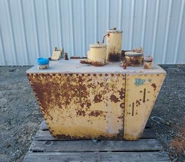 Caterpillar Hydraulic Tank / Reservoir 4T2551 for a CAT