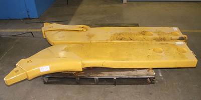 Caterpillar Ripper 8E8413 for a CAT