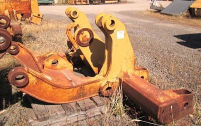 Caterpillar Ripper 21-0327 for a CAT
