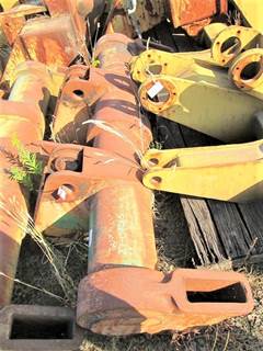 Caterpillar Ripper 27-0125 for a CAT D7E,D7F