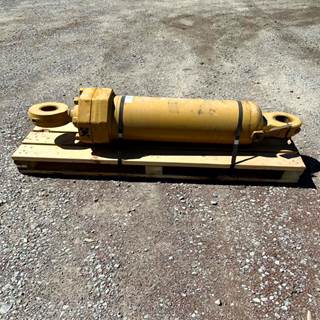 Caterpillar Ripper CT-1018581 for a CAT