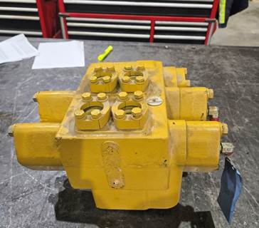 Caterpillar Ripper CT-1771407 for a CAT