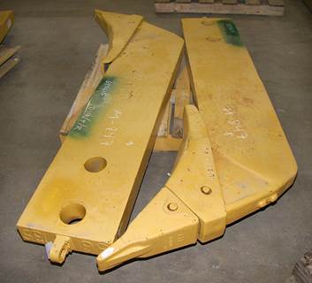 Caterpillar Shanks 6Y5615 for a CAT D11N,D11R