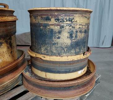 Caterpillar Tire & Rim 3304106 for a CAT