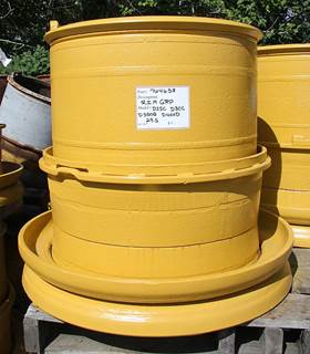 Caterpillar Tire & Rim 7U4657 for a CAT D30C,29.5