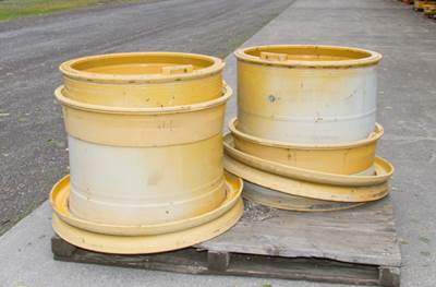 Caterpillar Tire & Rim 1195842 for a CAT 834B,988B