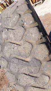 Caterpillar Tire 70-0014 for a CAT