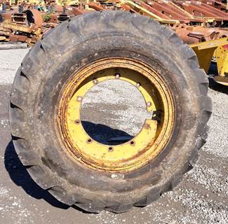 Caterpillar Tire 70-0026 for a CAT G-2