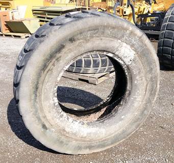 Caterpillar Tire 70-0028 for a CAT