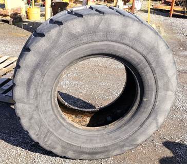 Caterpillar Tire 70-0030 for a CAT