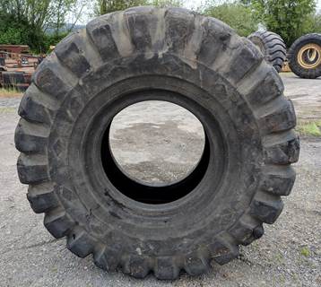 Caterpillar Tire 70-0159 for a CAT 23.5X25