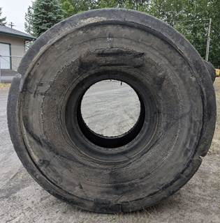 Caterpillar Tire 70-0291 for a CAT