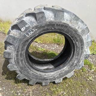 Caterpillar Tire 70-0322 for a CAT