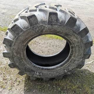 Caterpillar Tire 70-0323 for a CAT