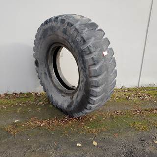 Caterpillar Tire 70-0336 for a CAT