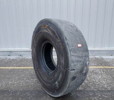 Caterpillar Tire 70-0526 for a CAT