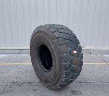 Caterpillar Tire 70-0530 for a CAT