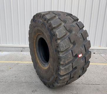 Caterpillar Tire 70-0537 for a CAT
