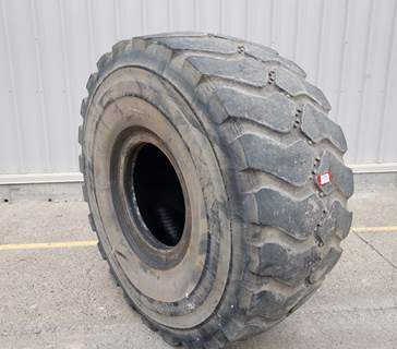 Caterpillar Tire 70-0551 for a CAT