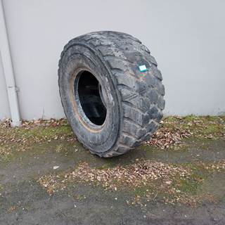 Caterpillar Tire 555X70X25 for a CAT