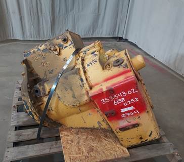 Caterpillar Transmission 8S3543-02 for a CAT 613B