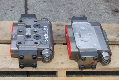 Caterpillar Valve 1373718 for a CAT 330B,325B