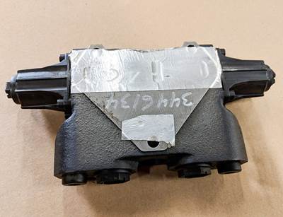 Caterpillar Valve 3446134 for a CAT 422E,434E