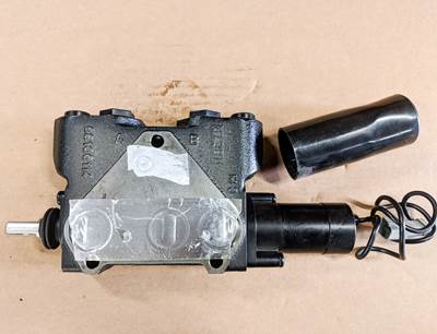 Caterpillar Valve 3448261 for a CAT 422E