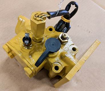 Caterpillar Valve 3T3505 for a CAT D8L