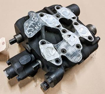 Caterpillar Valve 5J7955 for a CAT 977