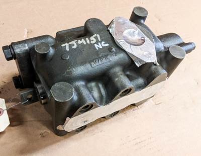 Caterpillar Valve 7J4151 for a CAT 183,193